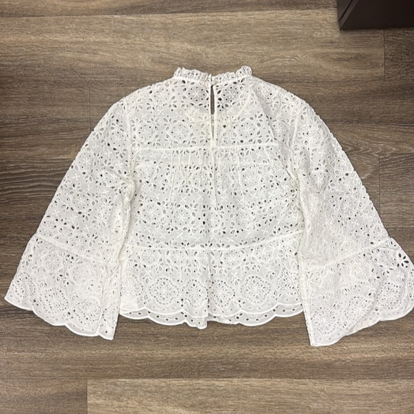 Veronica Beard white eyelet top - Picture 4 of 4